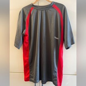 Reebok men's Athletic activewear tee shirt gray red Sz M